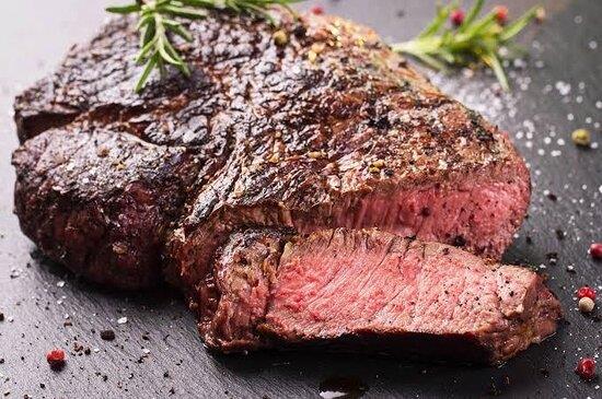 cooked-camel-meat-traditional-dish